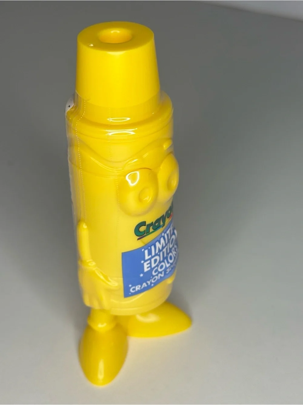 Crayola Retired Color Crayon Sharpener Dandelion Yellow Limited Edition DanD NEW